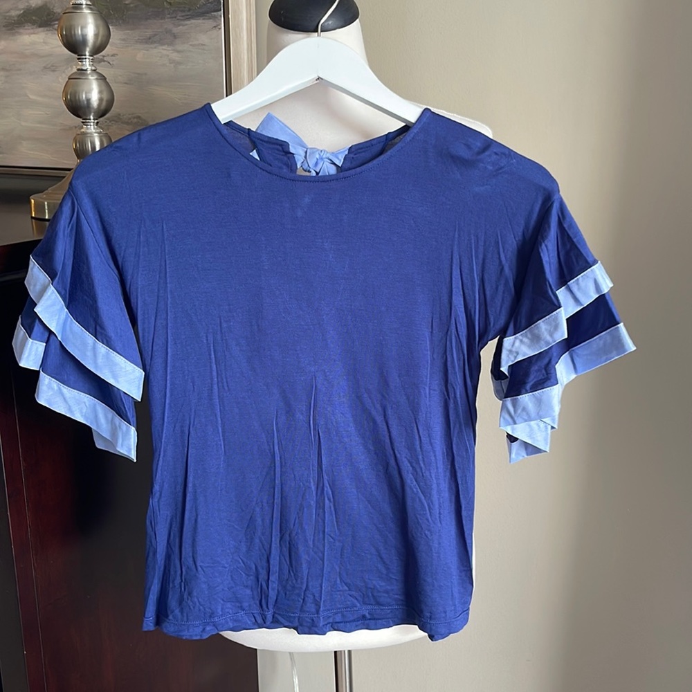 Bella Bliss girls ruffle sleeve shirt size 12 navy blue and chambray